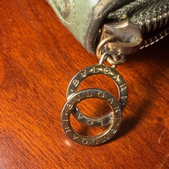 Bulgari Olive Green Wallet - Picture 2 of 6